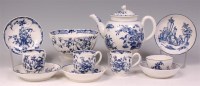 Lot 600 - A collection of first period Worcester tea and...