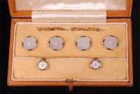 Lot 713 - A cased set of Art Deco gents gold dress...