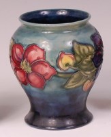 Lot 33 - A Moorcroft Anemone pattern pottery vase, of...