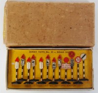 Lot 1993 - Dinky Toys No.47 Road Sign Set - filled in...