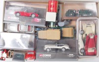 Lot 2543 - A quantity of loose, boxed and plastic cased...
