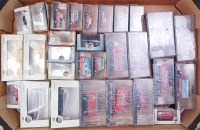 Lot 2546 - 29 plastic cased 1/76 scale Oxford diecast...