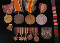 Lot 222 - A WW I British war and Victory duo naming...
