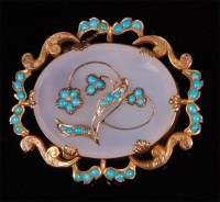 Lot 520 - A late Victorian pinchbeck moonstone and...