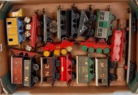 Lot 453 - A large tray containing 18 prewar Hornby...