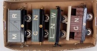 Lot 467 - 4x completely repainted Hornby wagons...