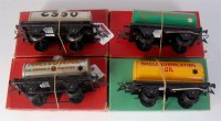 Lot 472 - 4x boxed postwar Hornby tankers including 1950-...