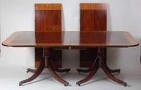 Lot 885 - A good quality Regency style mahogany,...