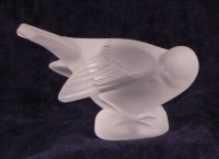 Lot 122 - # A modern Lalique moulded glass model of a...