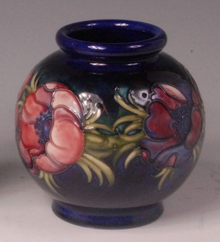 Lot 31 - A Moorcroft pottery bulbous form vase in the...