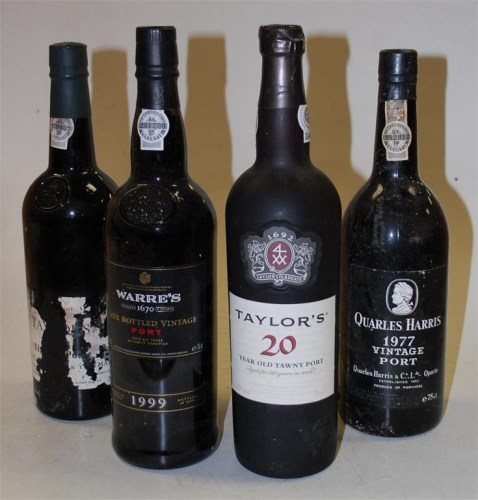 Lot 552 - Taylor's 1983 vintage port, one bottle (label...