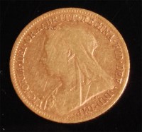 Lot 112 - Great Britain, 1900, gold half sovereign,...