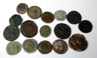 Lot 21 - A collection of 16 various Roman coins to...