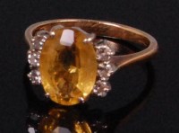 Lot 992 - A ladies contemporary 18ct gold golden beryl...