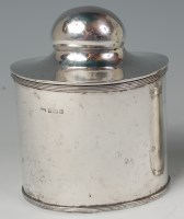 Lot 468 - A George V silver tea canister, having a...