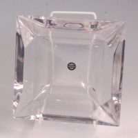 Lot 86 - A contemporary Bvlgari heavy moulded crystal...