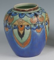 Lot 12 - A 1930s Crown Devon Cretian pattern pottery...