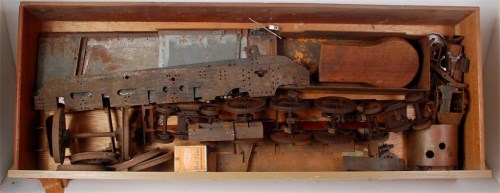 Lot 88 - Tray of parts, wheels, frames, etc, from model...