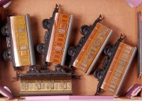 Lot 364 - A small tray containing 4 Hornby 1947-59 LNER...