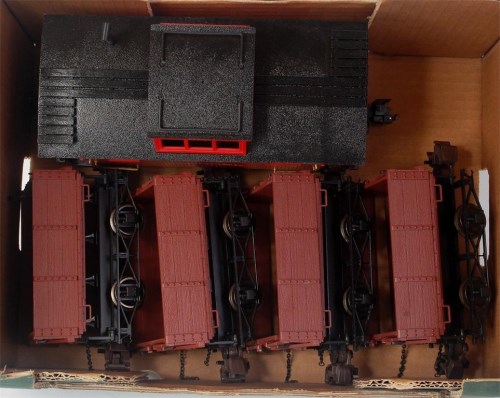 Lot 564 - 4x Bachmann L brown ore car wood side dump...