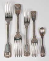 Lot 588 - A small quantity of circa 1830 silver flatware,...
