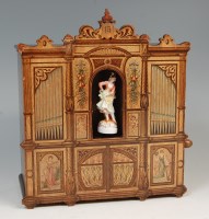 Lot 733 - A circa 1900 Imperator hand-cranked music box,...