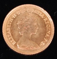Lot 127 - Great Britain, 1982 gold half sovereign, Queen...