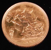 Lot 129 - Great Britain, 1982 gold half sovereign, Queen...
