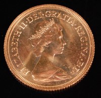 Lot 135 - Great Britain, 1981 gold full sovereign, Queen...