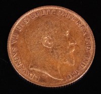 Lot 143 - Great Britain, 1907 gold half sovereign,...