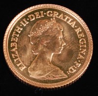 Lot 145 - Great Britain, 1982 gold half sovereign, Queen...