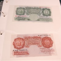 Lot 246 - Great Britain, 9 various English banknotes to...