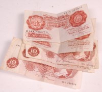 Lot 253 - Great Britain, 5x 10 shilling banknotes