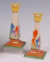 Lot 28 - A pair of Clarice Cliff Crocus pattern pottery...