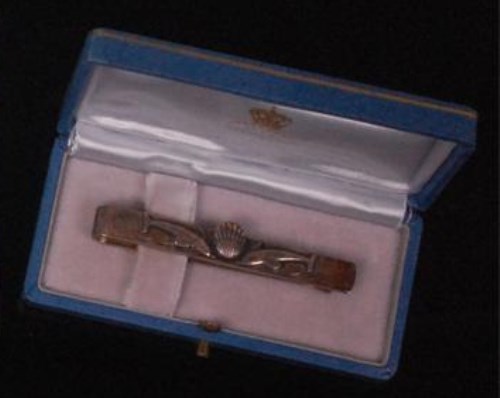 Lot 147 - A cased Georg Jensen sterling silver tie-clip,...