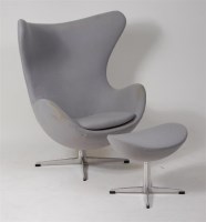 Lot 290 - Arne Jacobsen for Fritz Hansen - An Egg Chair...