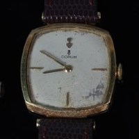 Lot 513 - A Corum gents 18ct gold cased dress watch,...