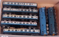 Lot 1060 - 5 Lima N gauge blue/grey Mk1 coaches (F-G) and...