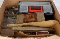 Lot 4 - Small quantity of metal strips and rods, bolts...