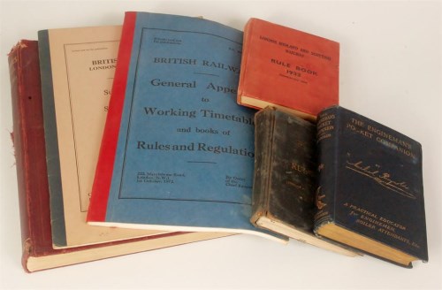 Lot 63 - 30+ mixed railway and steam related hardback...
