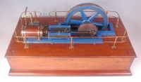 Lot 10 - A well engineered model of a mill type steam...