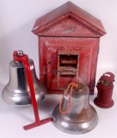 Lot 117 - Fire engine and fire memorabilia, to include...