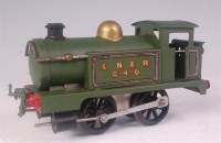 Lot 302 - Hornby completely repainted 1925 LNER green...