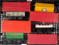 Lot 389 - 4x Hornby boxed postwar wagons, including a...