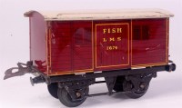 Lot 459 - Hornby 1937 No. 0 LMS maroon fish van with...