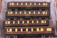 Lot 645 - 5 Wrenn Pullman cars 'Aries' and 4x car No. 73...