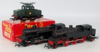 Lot 752 - A Triang R254 0-4-0 steeple cab electric...