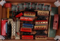 Lot 585 - A large tray of assorted small coaches and...