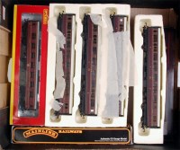 Lot 794 - 2 Hornby Caledonian composite coaches and 2...