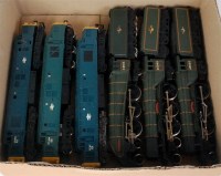 Lot 799 - 3 Hornby BR lined green engines and tenders...